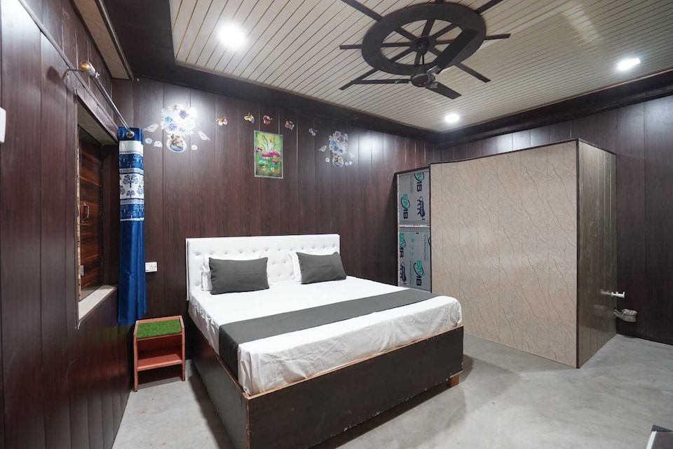 HOTEL O J.B., Rasulabad, Rasulabad