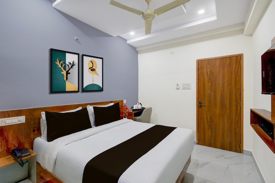 Super Townhouse Gachibowli Flyover Hyderabad, Gachibowli, Hyderabad
