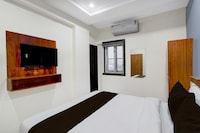 Super Townhouse Gachibowli Flyover Hyderabad