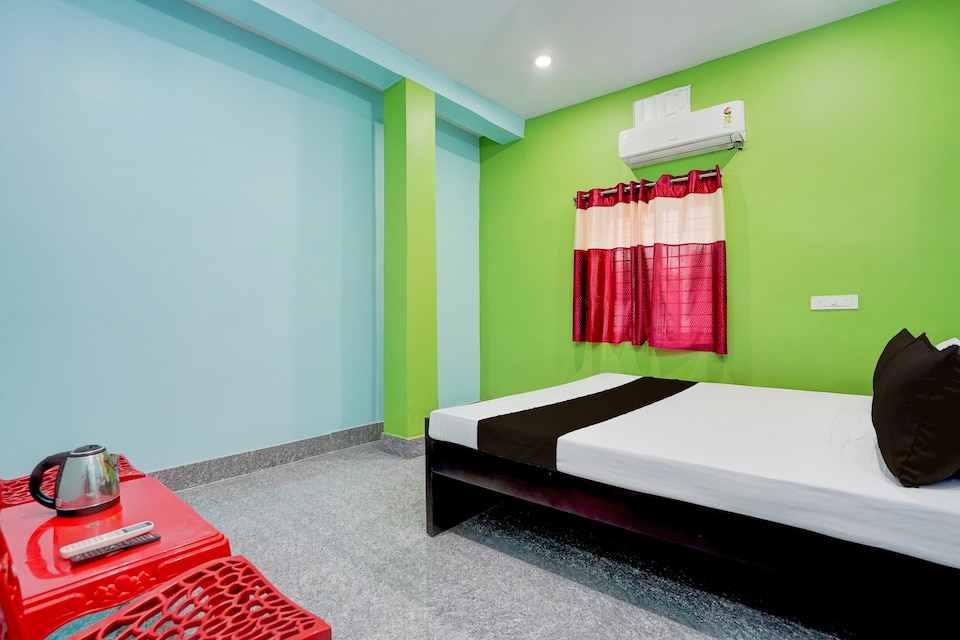Hotel O Royal Guest House , Cuttack, Cuttack