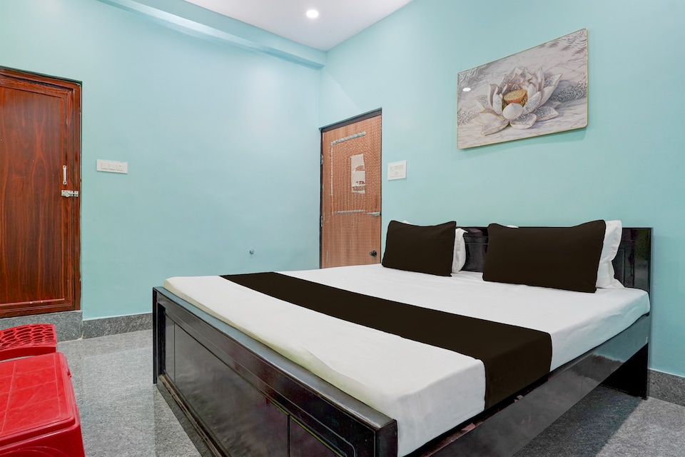 Hotel O Royal Guest House , Cuttack, Cuttack