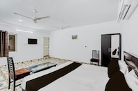 Hotel O Point Co2 Resto & Lodge