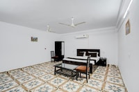 Hotel O Point Co2 Resto & Lodge