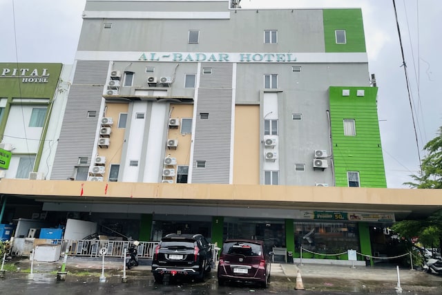 Hotel O near Mall Panakukkang formerly Al-Badar Hotel Syariah