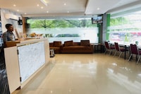 Hotel O near Mall Panakukkang formerly Al-Badar Hotel Syariah