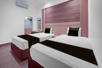 Hotel O near Mall Panakukkang formerly Al-Badar Hotel Syariah