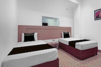Hotel O near Mall Panakukkang formerly Al-Badar Hotel Syariah