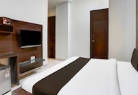 Collection O Sangla Shivala Temple Ludhiana Formerly City Home