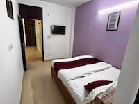 SPOT ON A Square Residency