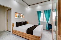 Hotel O V.K Deluxe Rooms