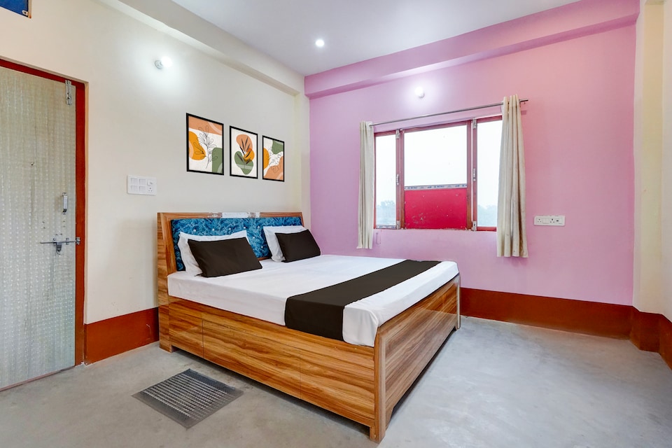 SPOT ON Grand Palace Hotel, Golghar, Gorakhpur