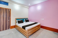 SPOT ON Grand Palace Hotel