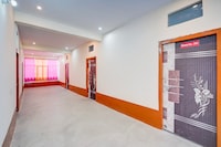 SPOT ON Grand Palace Hotel