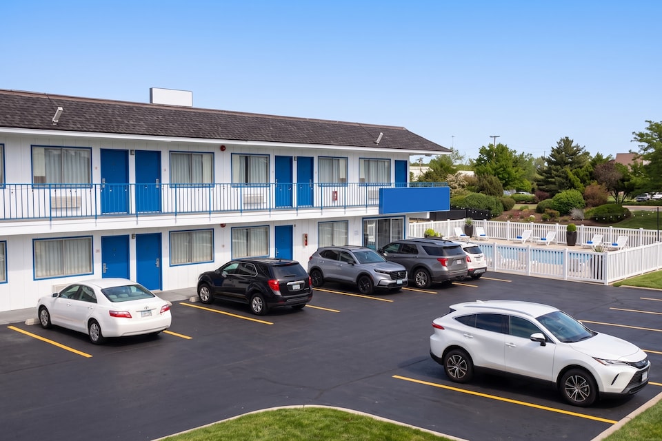 Express Inn Near Columbus Airport, C43110, Columbus OH