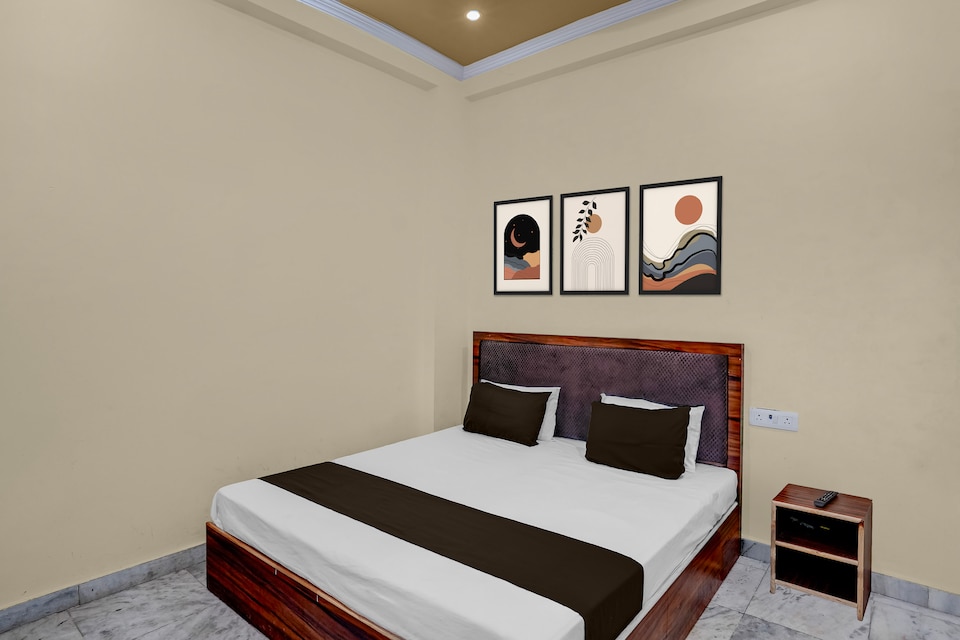Hotel O Kavya Galaxy, Rania Kanpur, Kanpur