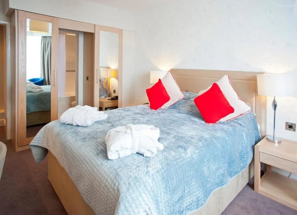 Bournemouth East Cliff by Belvilla, Bournemouth, Bournemouth