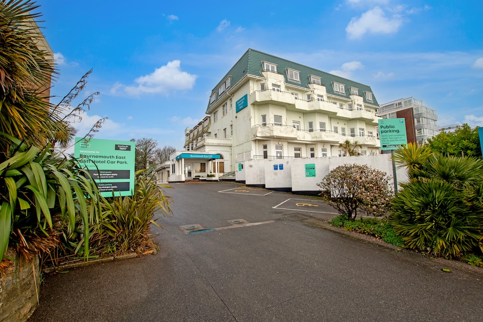 Bournemouth East Cliff by Belvilla, Bournemouth, Bournemouth