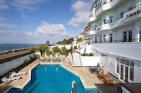 Bournemouth East Cliff by Belvilla