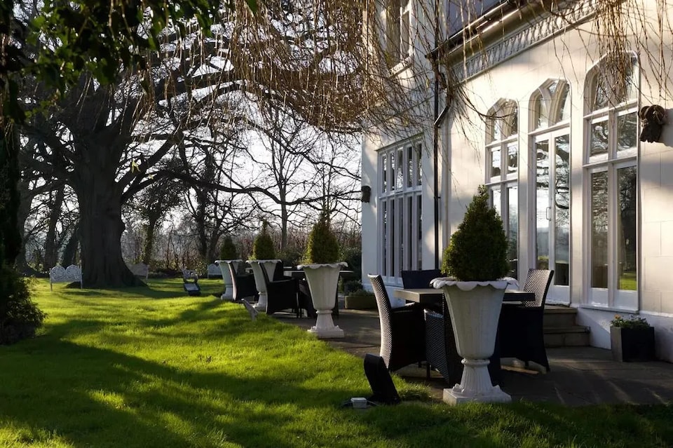 Wrexham Llyndir Hotel by Belvilla, Croydon (Greater London), London