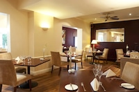 Wrexham Llyndir Hotel by Belvilla