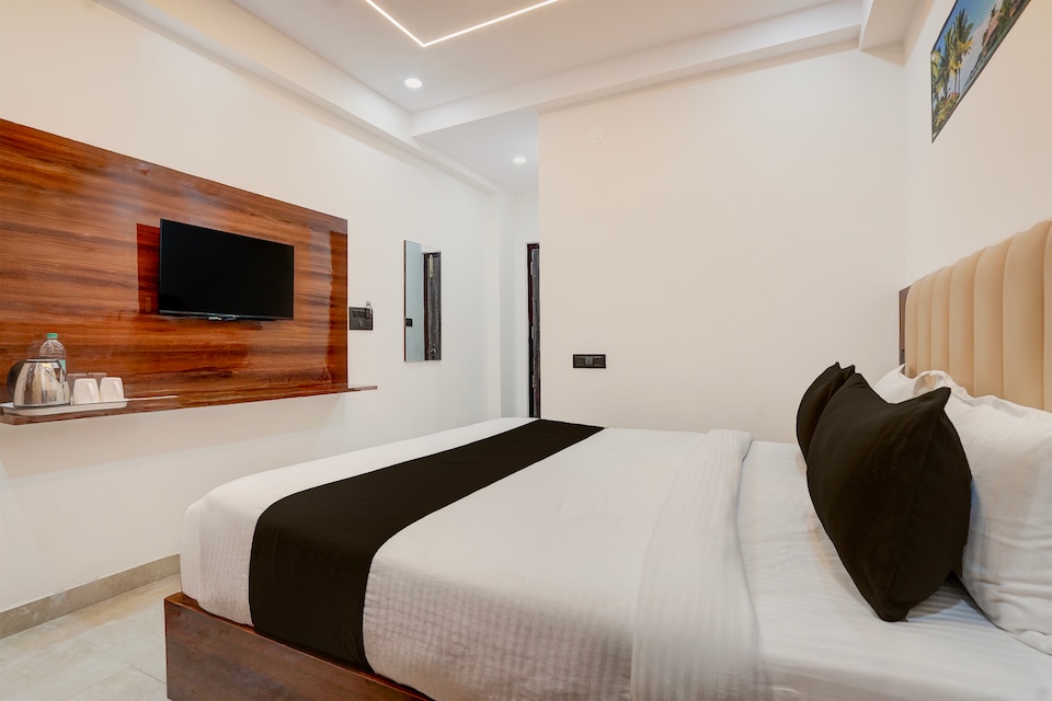 Hotel O Khyaathi Grand, Madhapur, Hyderabad