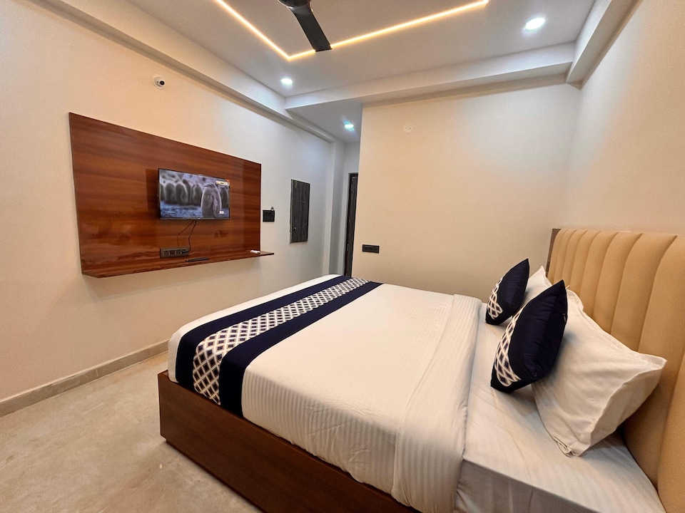 Hotel O Khyathi Grand, Madhapur, Hyderabad