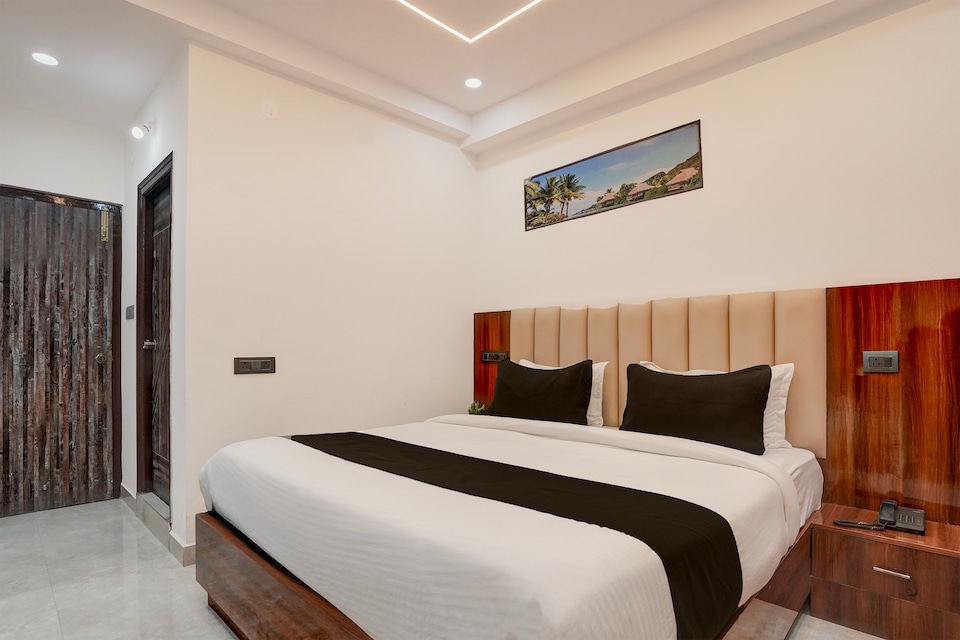 Hotel O Khyaathi Grand, Madhapur, Hyderabad