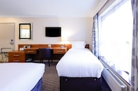 Gloucester Robinswood Hotel By Sunday