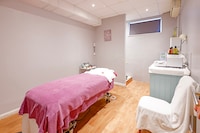 Gloucester Robinswood Hotel By Sunday