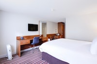 Gloucester Robinswood Hotel By Sunday