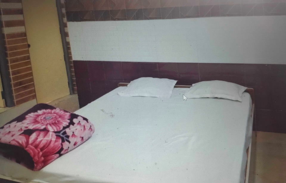 Hotel O Royal Grand, Golghar, Gorakhpur