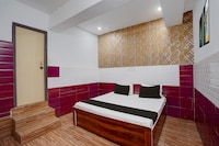 Hotel O Royal Grand