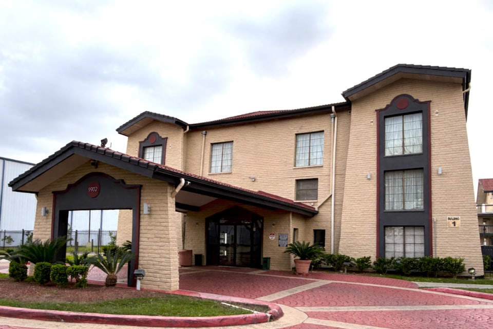 South Houston Inn & Suites Hobby Airport I 45, C77047, Houston