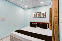 POP 84265E Hotel Mukutdhar Shreenath