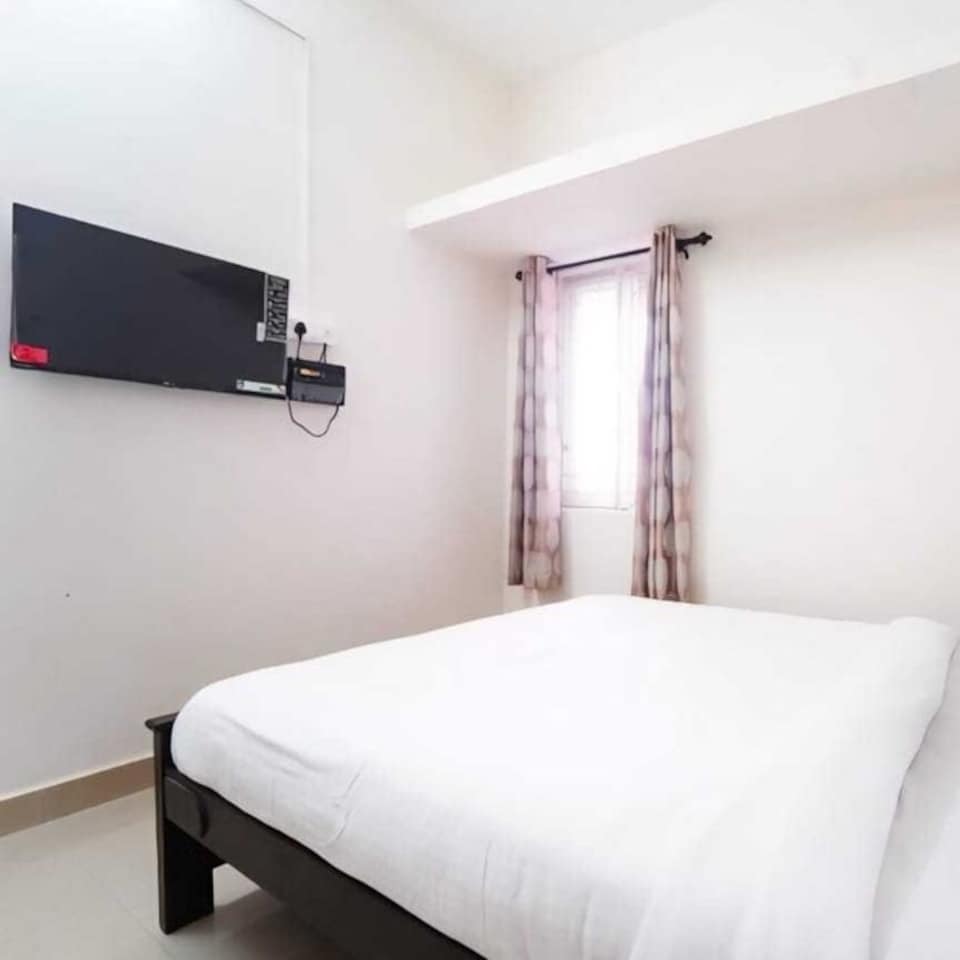 Collection O Arunachaleswarar Temple Tiruvannamalai Formerly RKS Residency, Tiruvannamalai, Tiruvannamalai