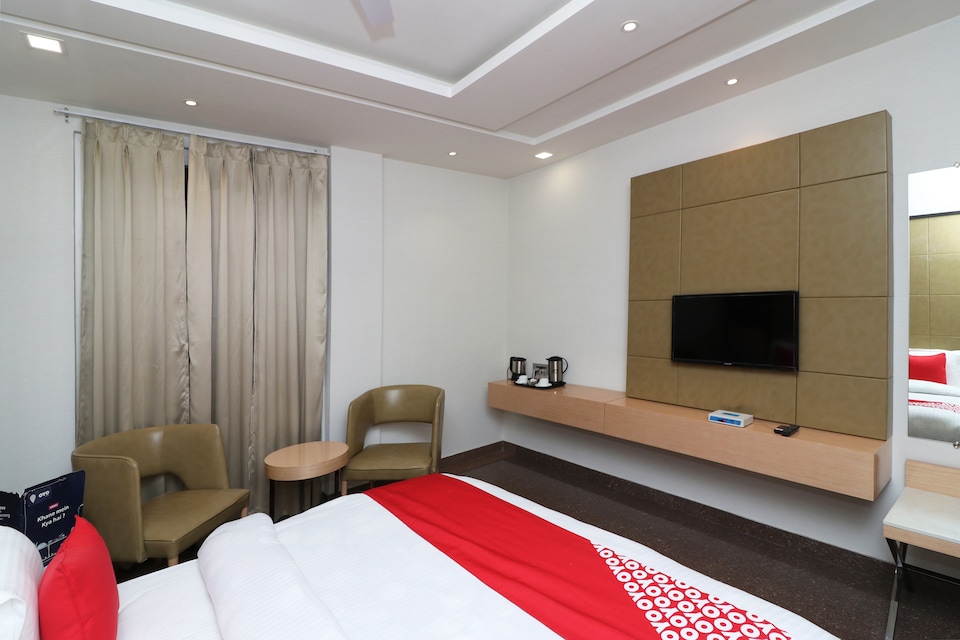 OYO 13616 Hotel Gala Galaxy, Pilibhit Bypass Road, Bareilly