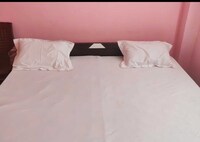 OYO 842661 Komal Hotel