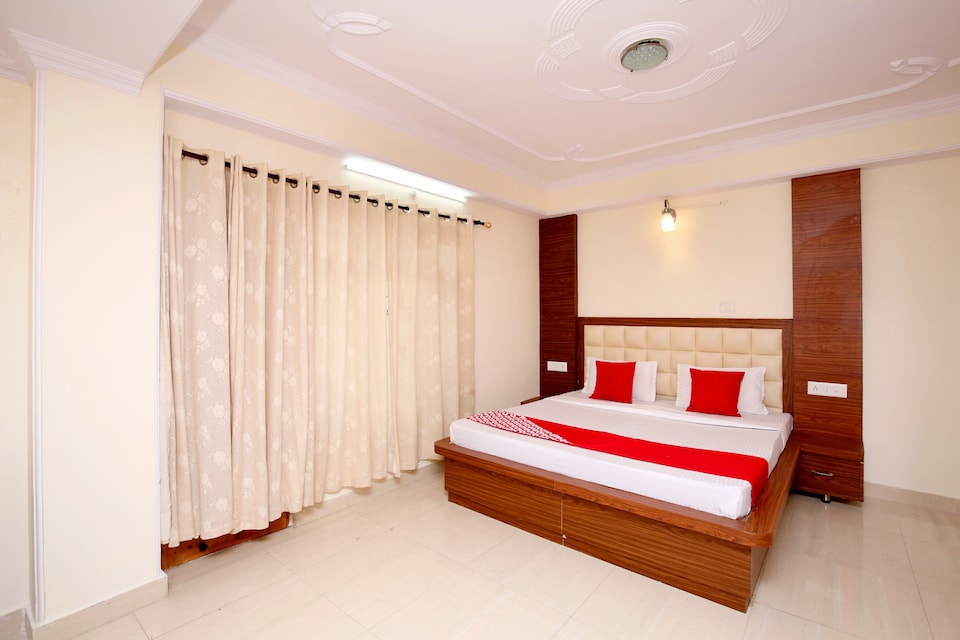 OYO Home 13618 The Mystique Loft 2BHK, ISBT Tutikandi, Shimla