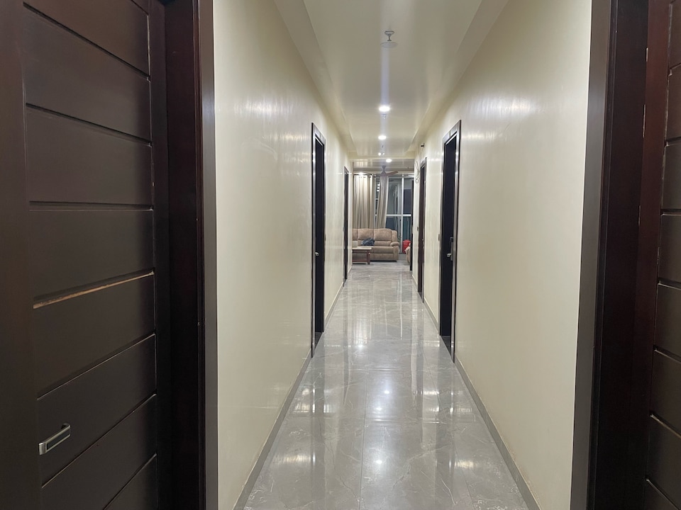 Hotel O CELEBRATION GUEST HOUSE, Gomti Nagar Lucknow, Lucknow