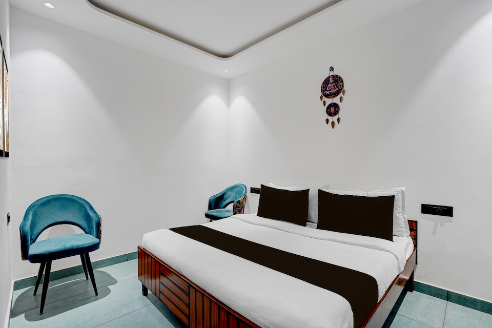 Super Townhouse OAK Chandigarh Ambala Expressway Gazipur Formerly Troy Resorts and Wellness, Zirakpur, Zirakpur