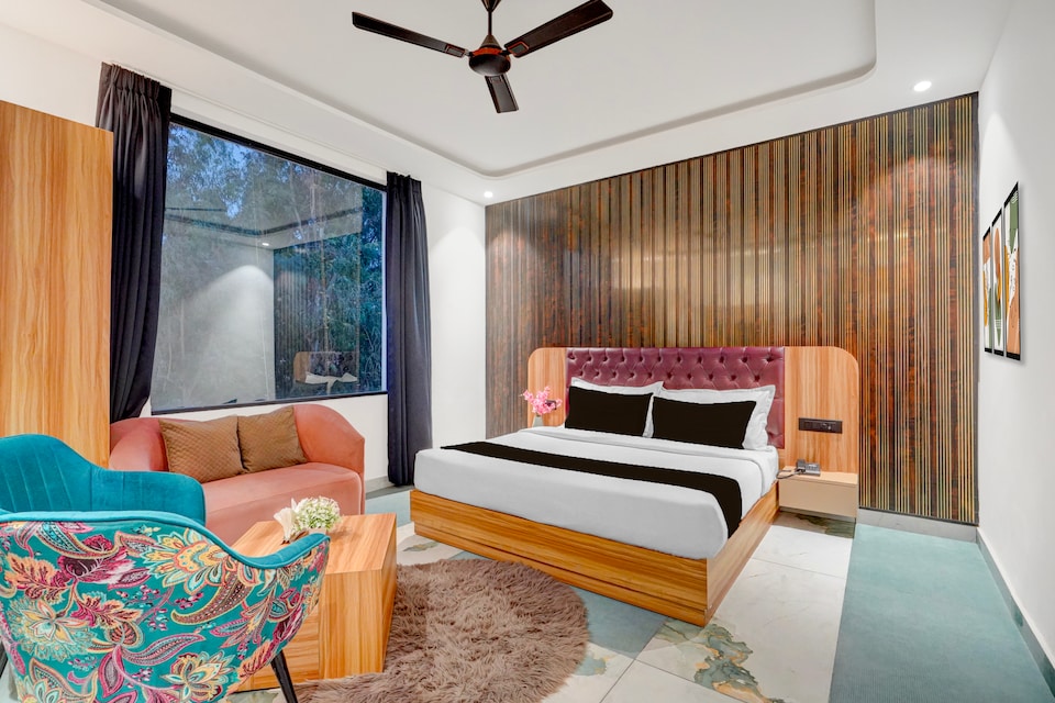 Super Townhouse OAK Chandigarh Ambala Expressway Gazipur Formerly Troy Resorts and Wellness, Zirakpur, Zirakpur