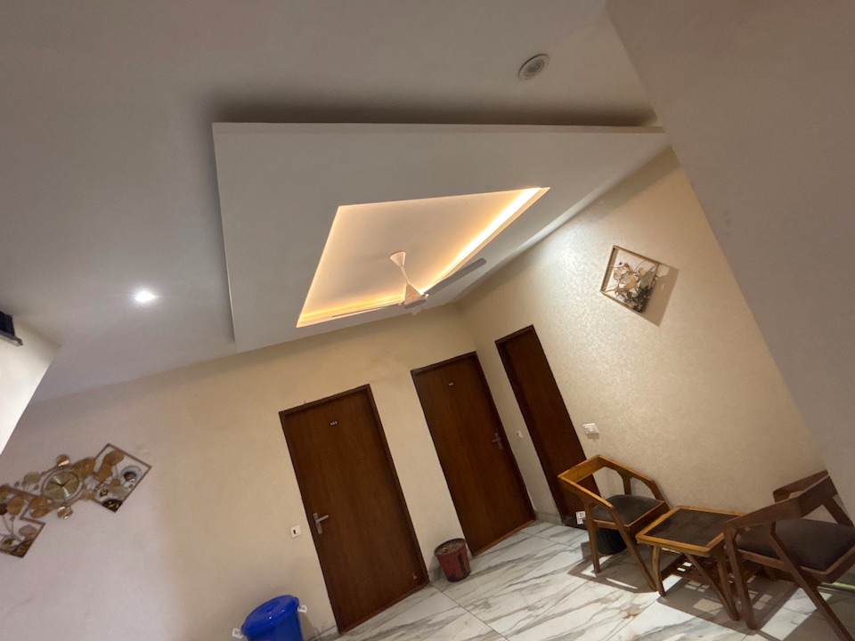 Hotel O Royals, Zirakpur, Zirakpur