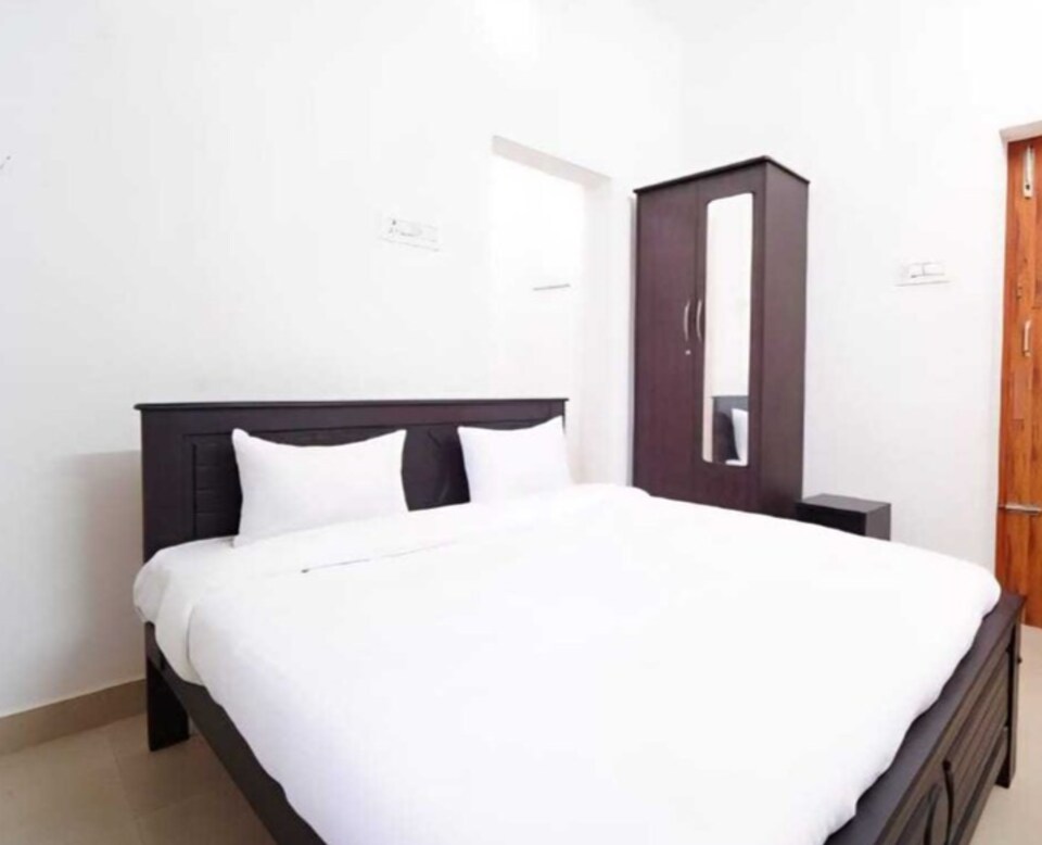 Collection O Salem Perambalur Crossway Formerly Hotel Pheonix, Reddipatti Salem, Salem