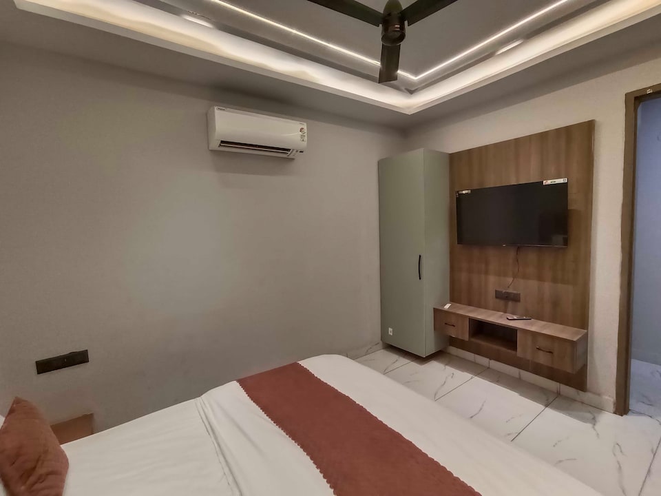 Townhouse Sector 67A Gurgaon Formerly Viraj Residency , Old Gurgaon, Gurgaon