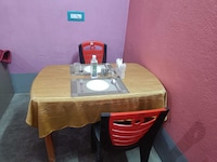 SPOT ON THE ORCHARD LANE RESTURENT &Park