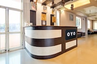 SPOT ON Pankhudi Hotel And Bar 