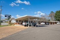 Economy Inn by Hotel O Gladewater, TX