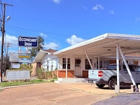 Economy Inn Longview, TX