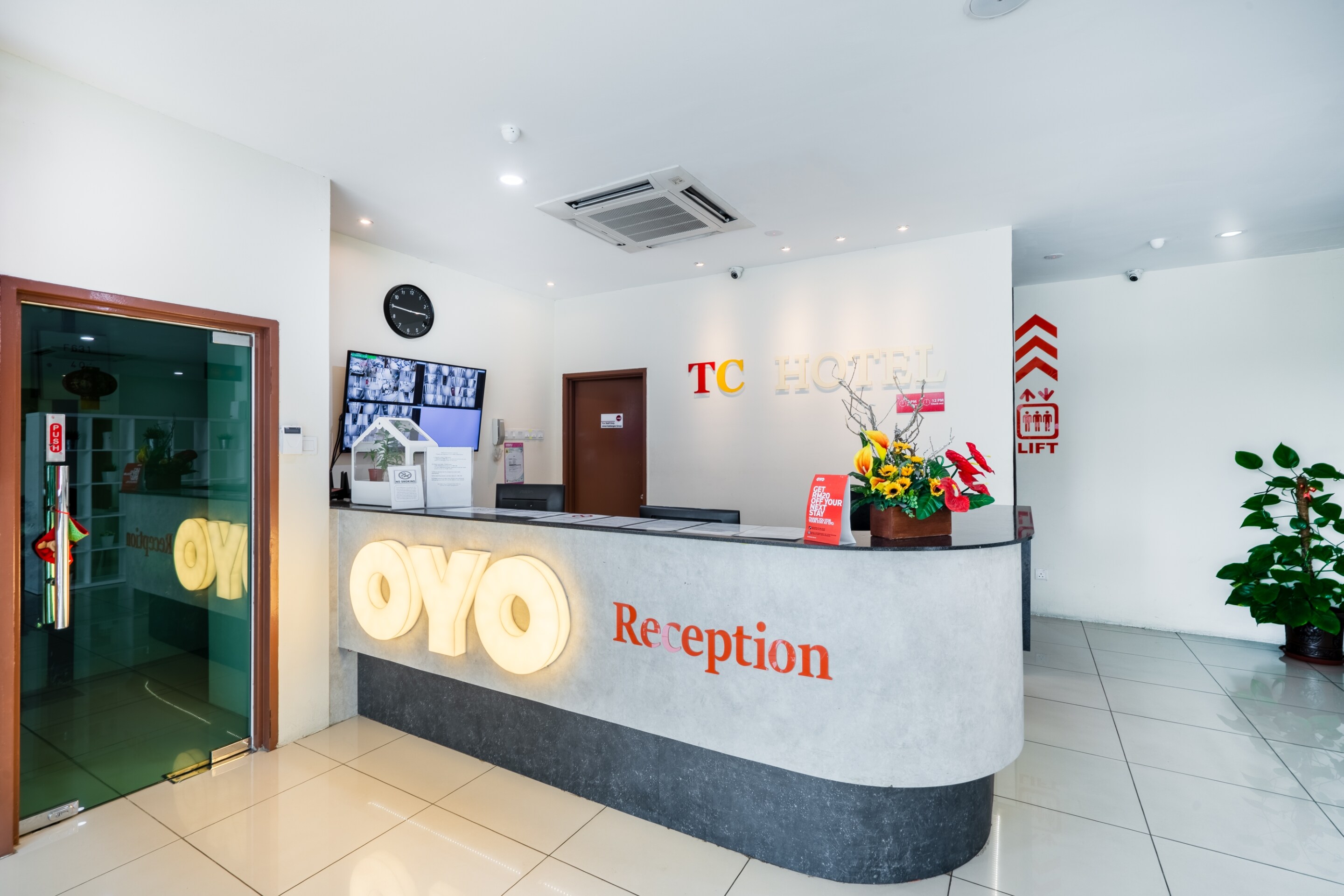 Oyo 326 Tc Hotel Petaling Jaya From Rm53