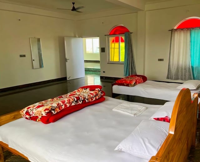 SPOT ON MOHIT MARRIAGE HALL